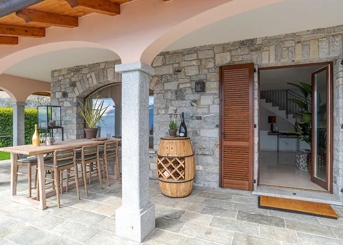 Rosa - Plesio By Lovecomo Tatil Evi Barna